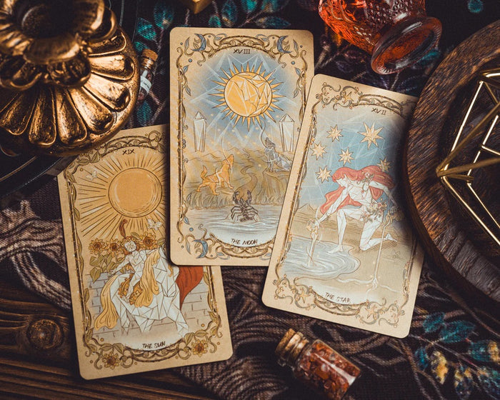 Medusa's Eye Tarot Cards