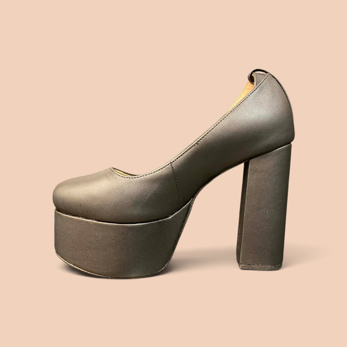 Black Chunky Shoe - UK 8
