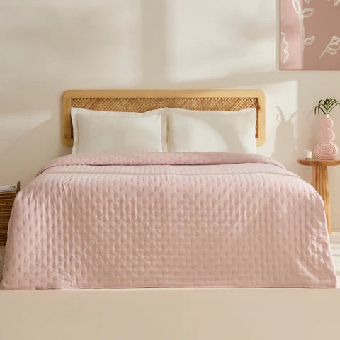 Breezy – Jeté de lit rose poudré 160 x 240 cm
