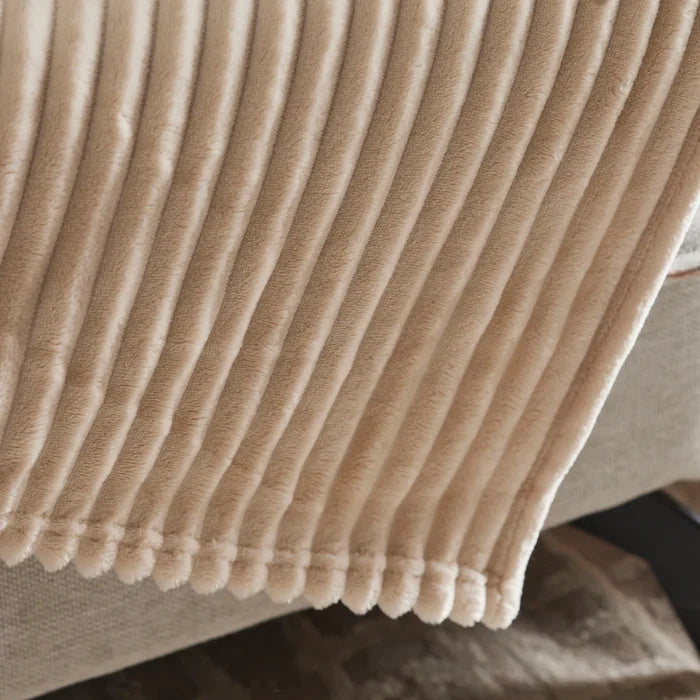 Couverture Karaca Ruby Stripe Wellsoft double, écru