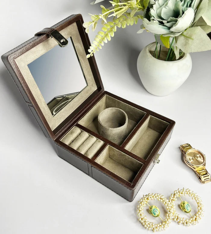 leather jewellery