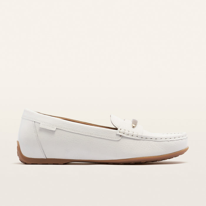 Foxx White Pebbled