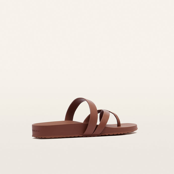 Isla Rich Tan
