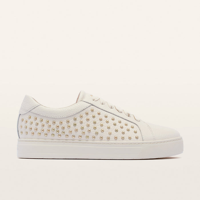 Mim V Chalk Stud