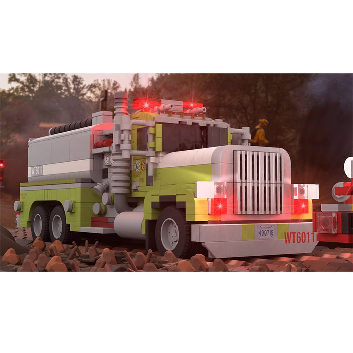 MOC - 262646 1985 Peterbilt 359 South Lake County FPD Tender 6011 Klemmbausteine - LesDiy - Klemmbausteine