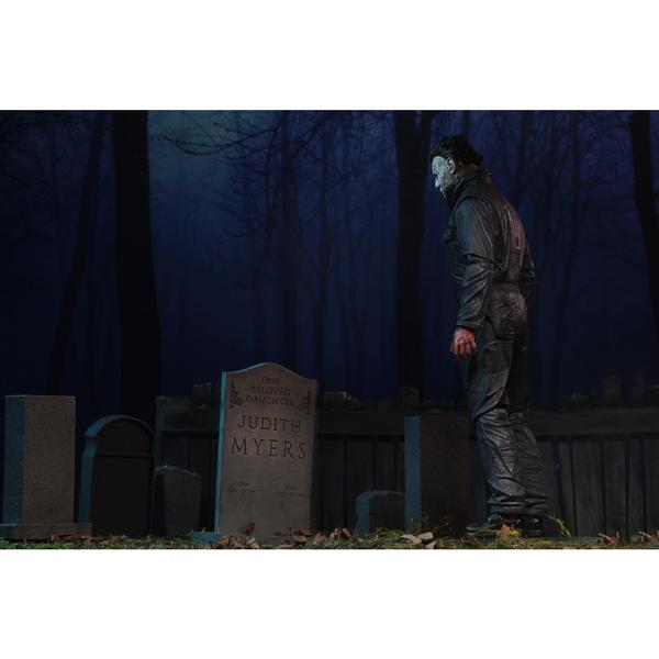 Halloween (2018) – 7″ Scale Action Figure – Ultimate Michael Myers - Kryptonite Character Store