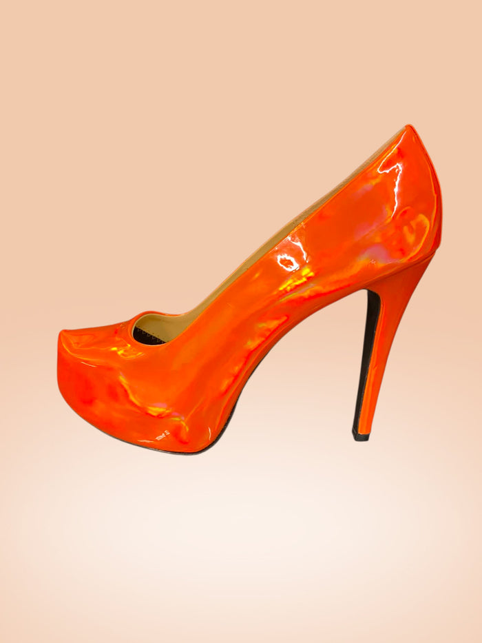 Orange Court shoe - UK 9