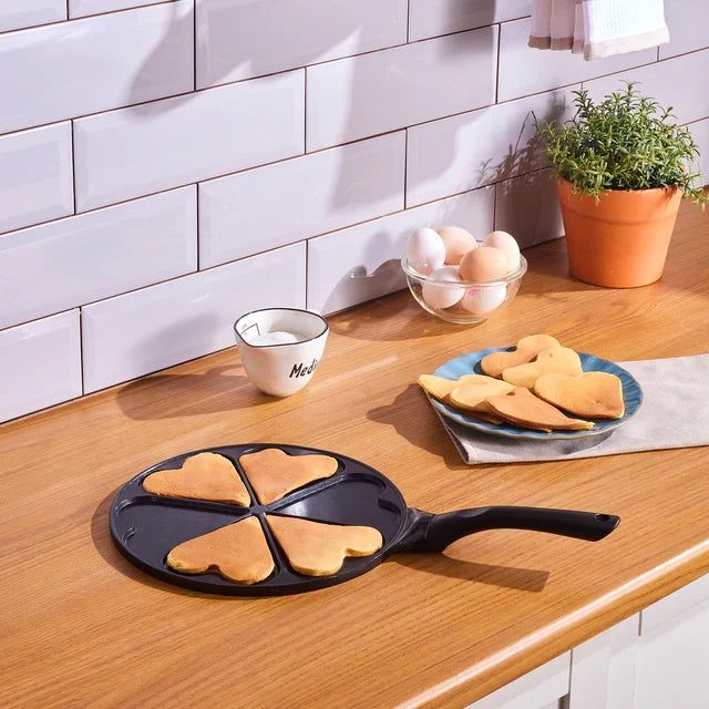 Poêle à pancakes en céramique antiadhésive à induction Karaca Fluffy Love, 26 cm, noire