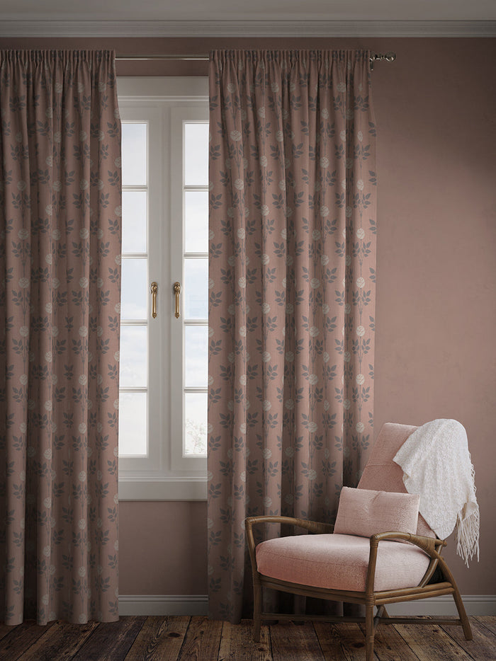 Rozalia 'Blushing Rose' Linen Sample
