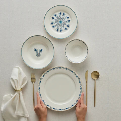 Service de table Karaca Forever Bone China Iznik 24 pièces pour 6 personnes, Multicolore