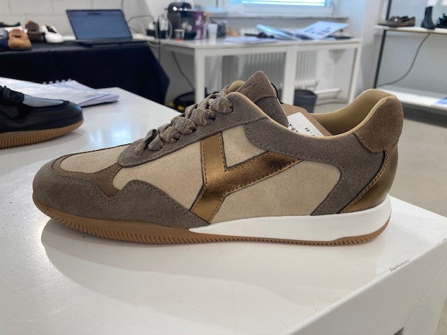 Sneaker Y
