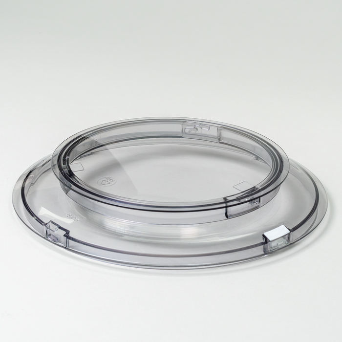 Bosch universal plus splash ring and lid on a grey background