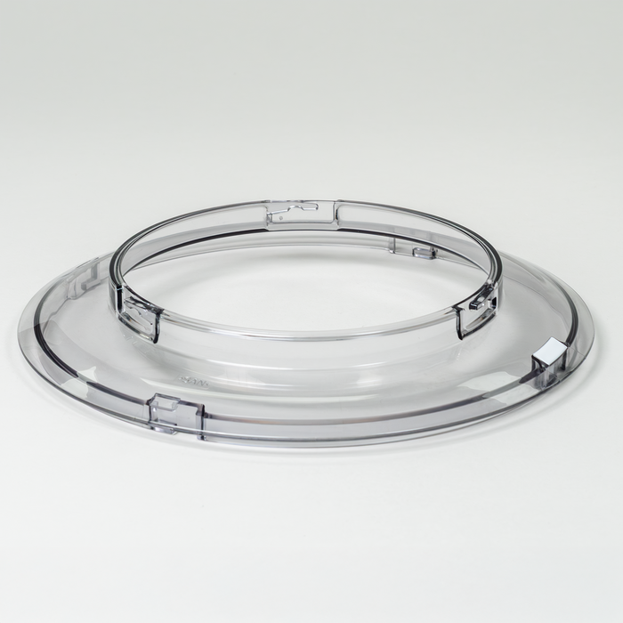 Bosch universal plus splash ring and lid on a grey background