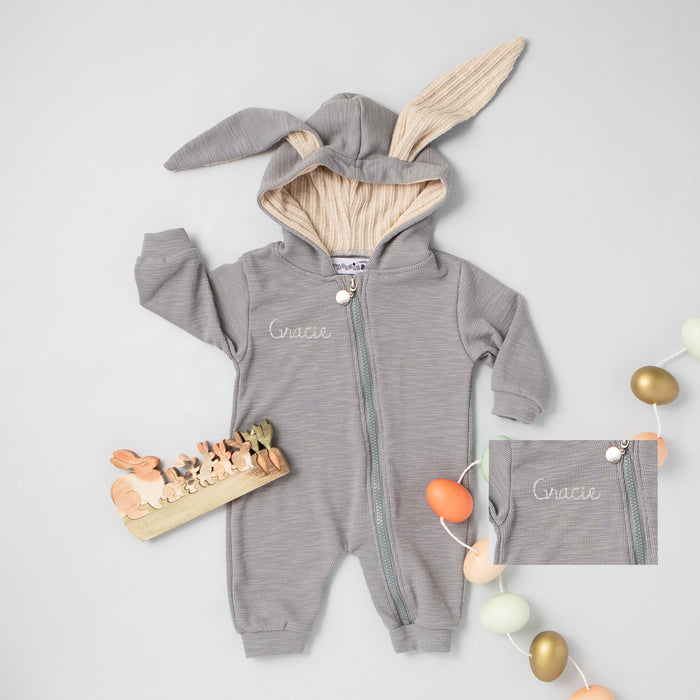 0-6 M / Gray / Cursive (not recommended for names over 6 letters)